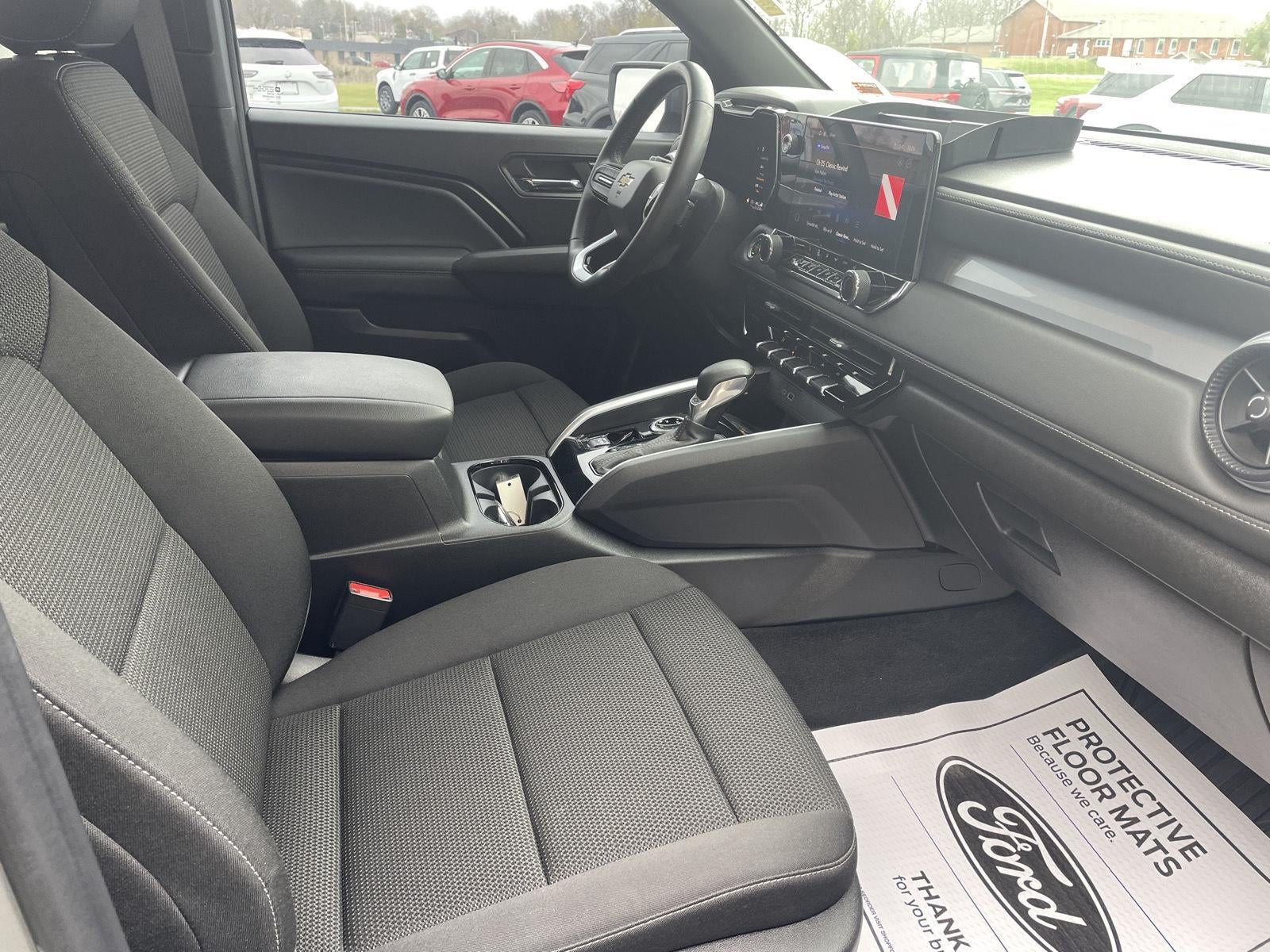 2024 Chevrolet Colorado 4WD LT