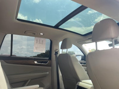 2024 Volkswagen Atlas 2.0T SE w/Technology