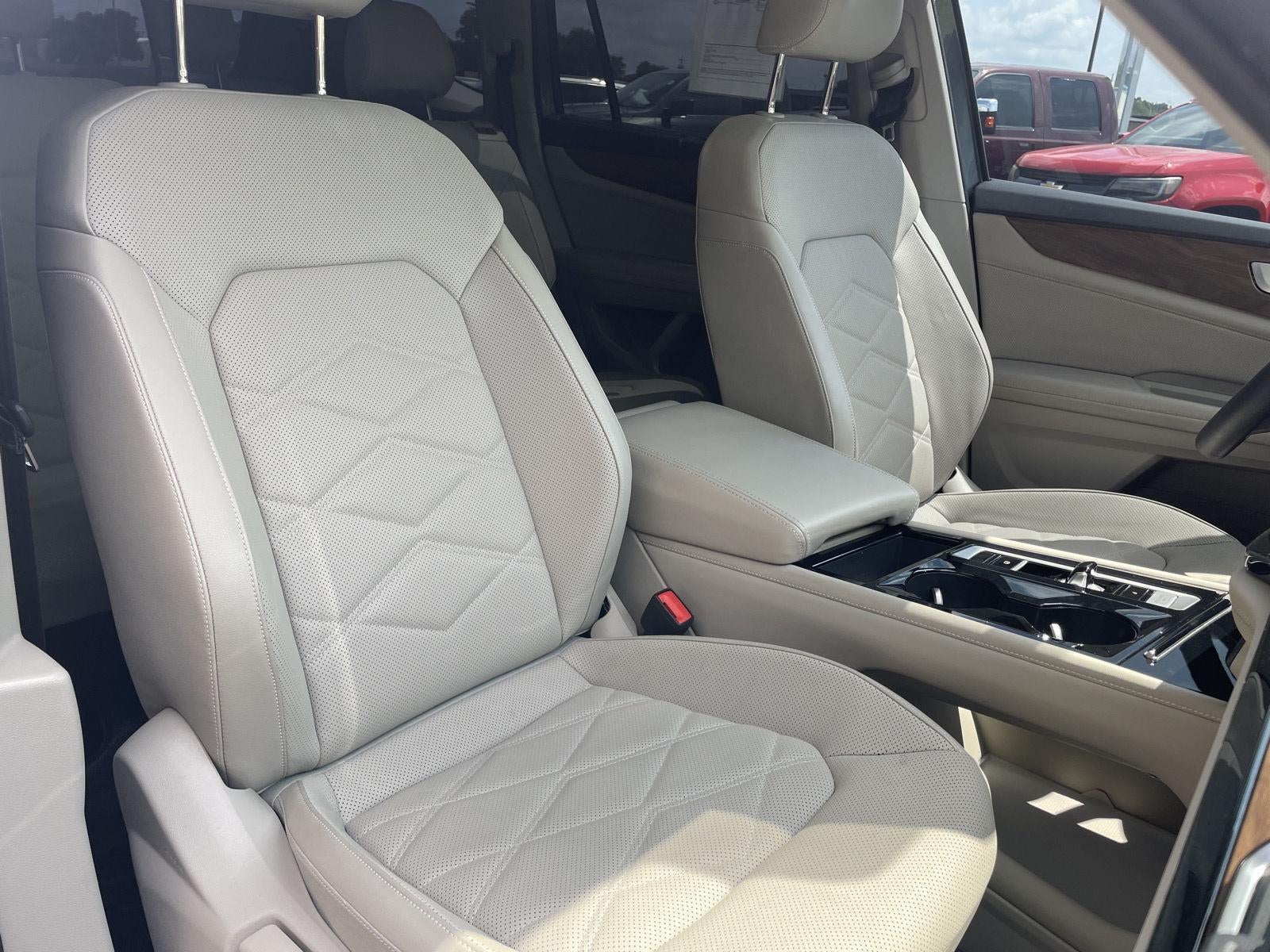 2024 Volkswagen Atlas 2.0T SE w/Technology