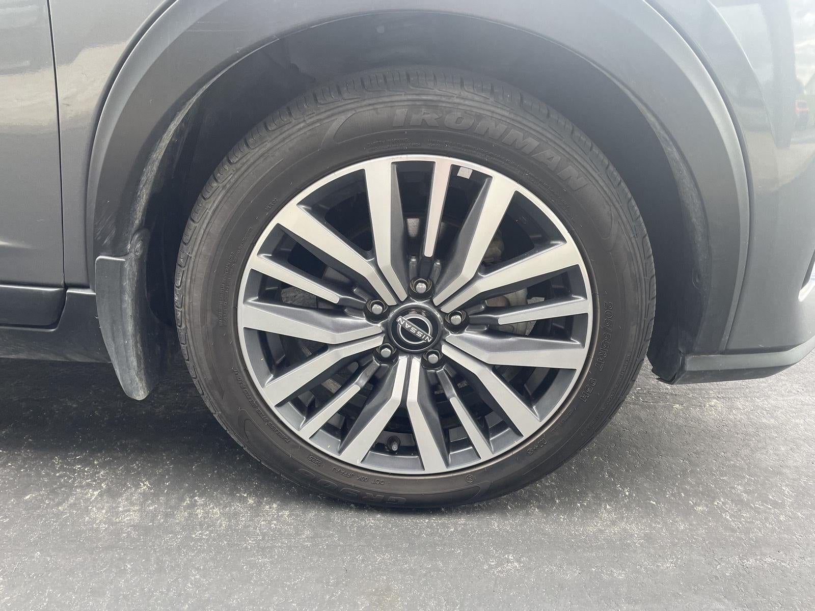 2022 Nissan Kicks SV
