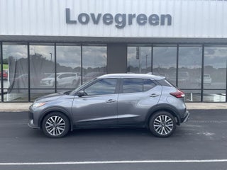 2022 Nissan Kicks SV