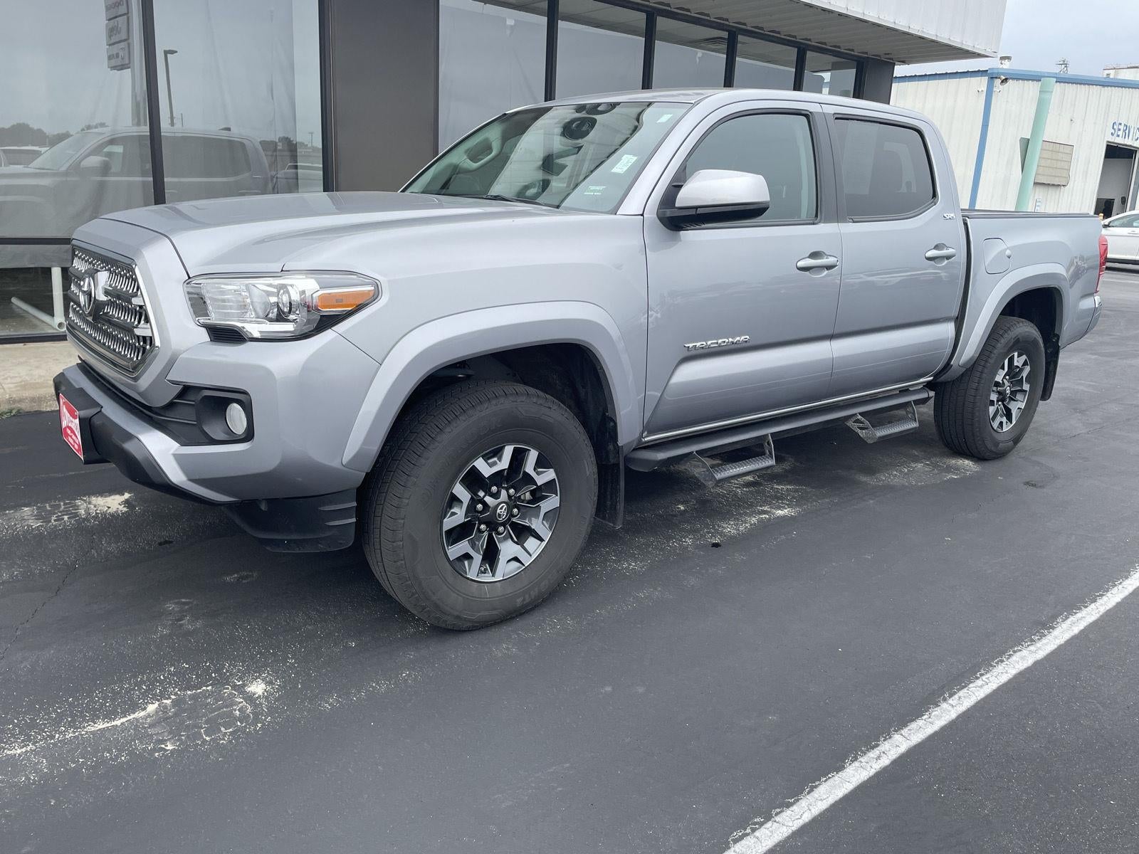 2017 Toyota Tacoma SR5