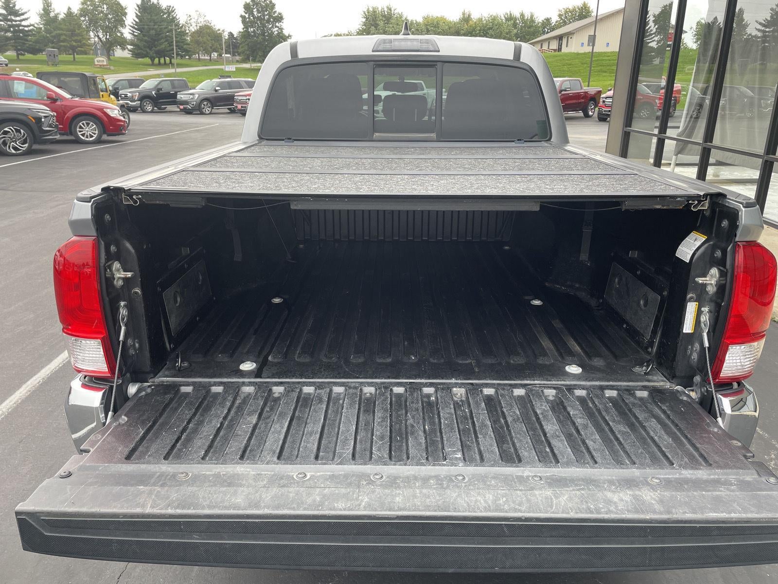 2017 Toyota Tacoma SR5