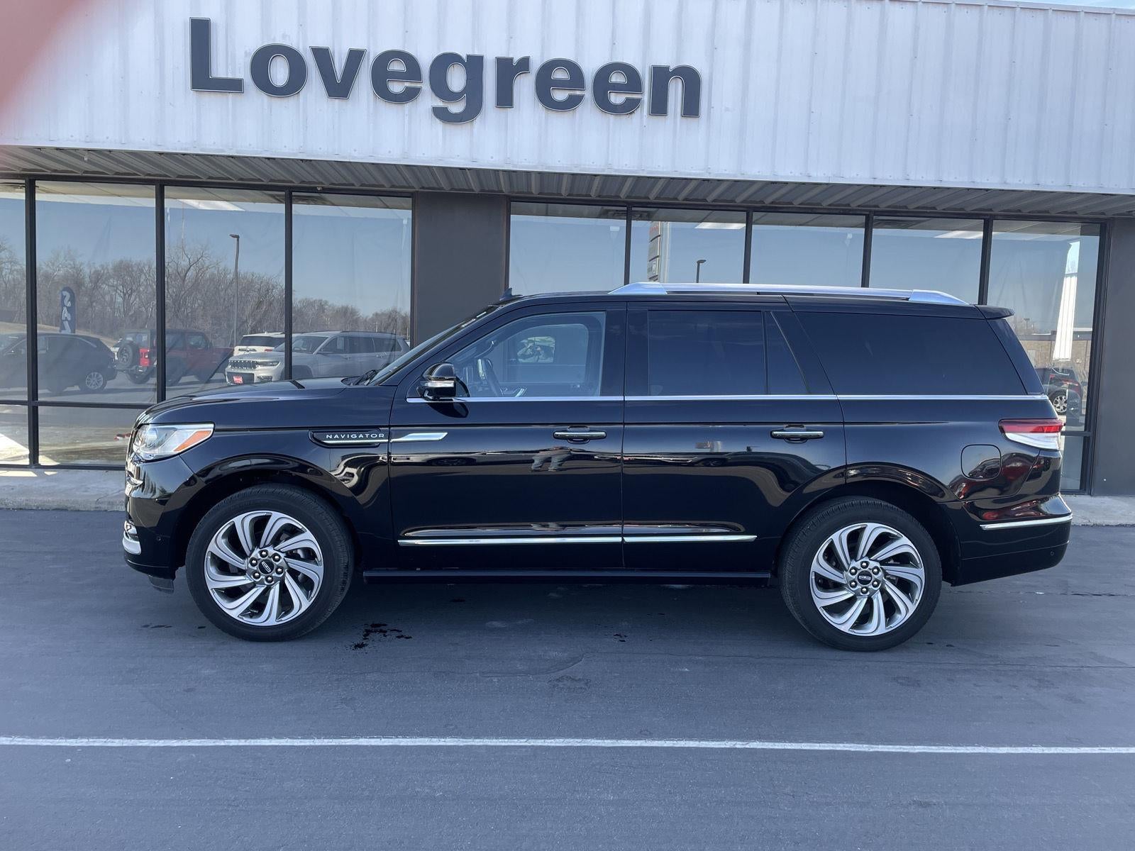 2023 Lincoln Navigator Reserve
