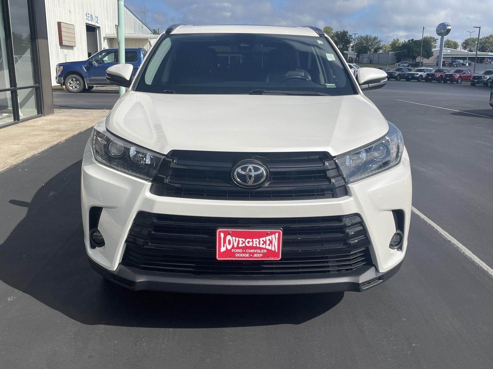 2019 Toyota Highlander SE