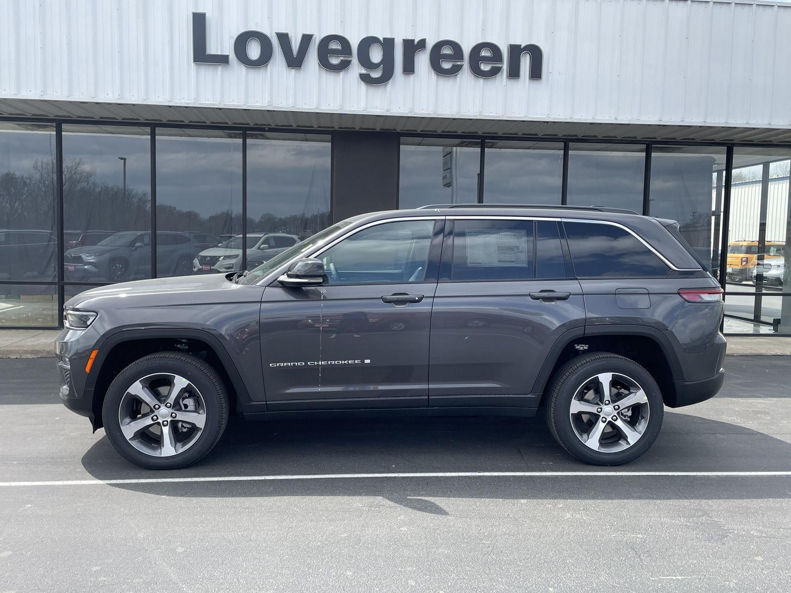 2025 Jeep Grand Cherokee GRAND CHEROKEE LIMITED 4X4