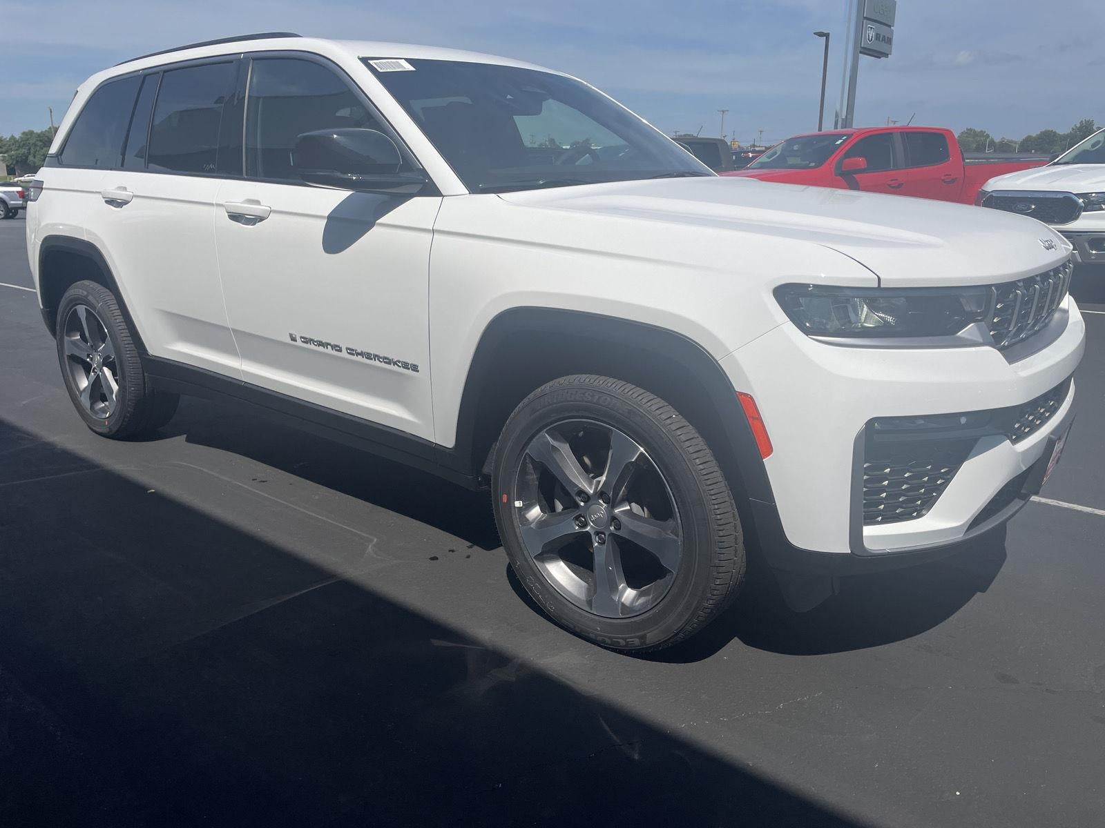 2026 Jeep Grand Cherokee GRAND CHEROKEE LIMITED 4X4