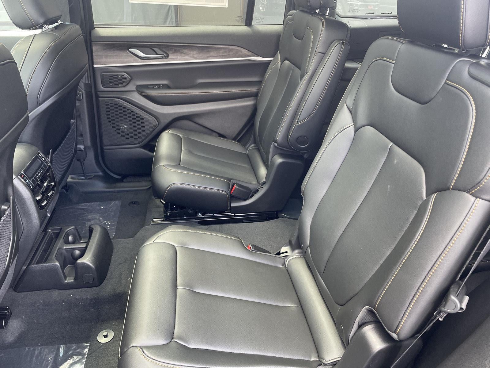 2026 Jeep Grand Cherokee GRAND CHEROKEE L 85TH ANNIVERSARY EDITION 4X4