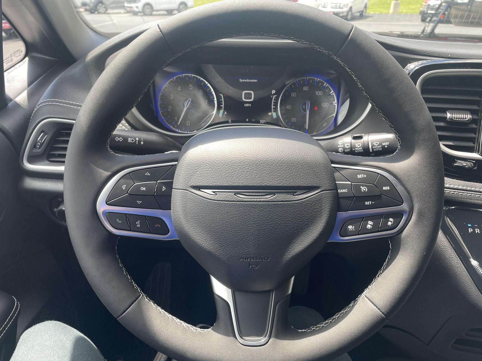 2027 Chrysler Pacifica PACIFICA SELECT