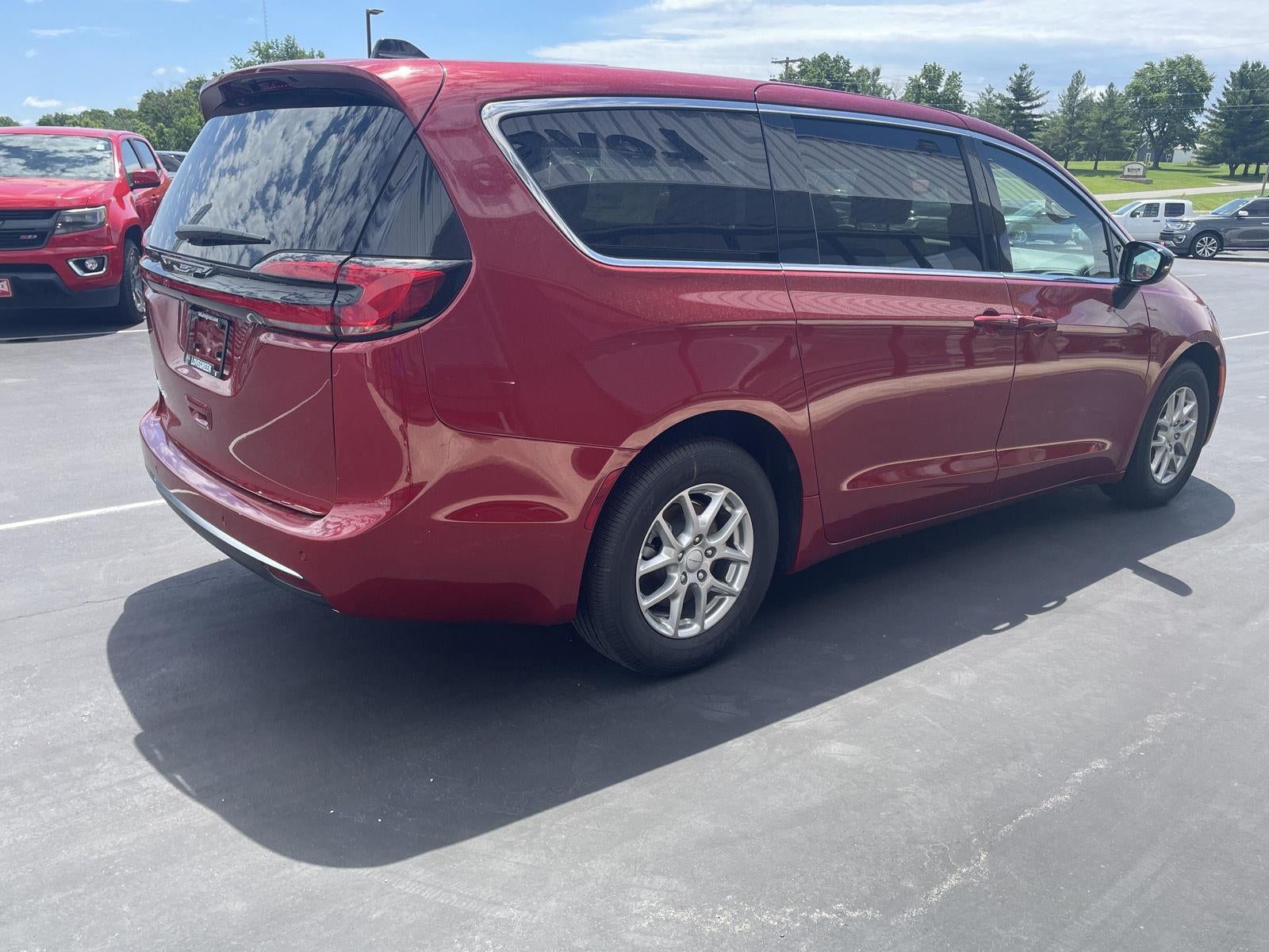 2027 Chrysler Pacifica PACIFICA SELECT
