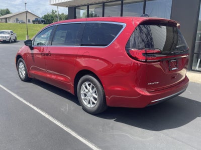 2027 Chrysler Pacifica PACIFICA SELECT