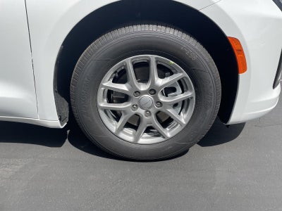 2027 Chrysler Pacifica PACIFICA SELECT