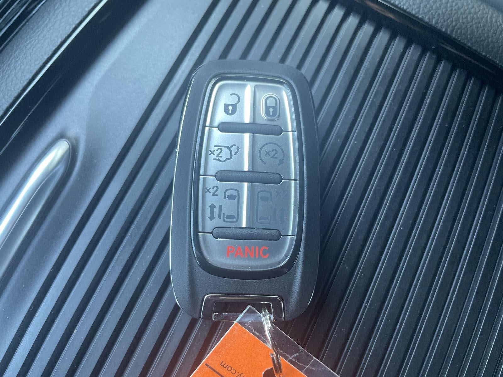 2026 Chrysler Pacifica PACIFICA LIMITED