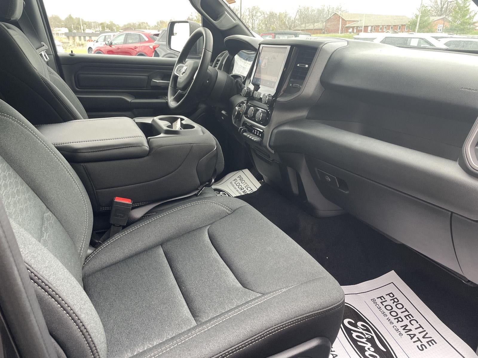 2026 RAM Ram 1500 RAM 1500 EXPRESS CREW CAB 4X4 5'7' BOX