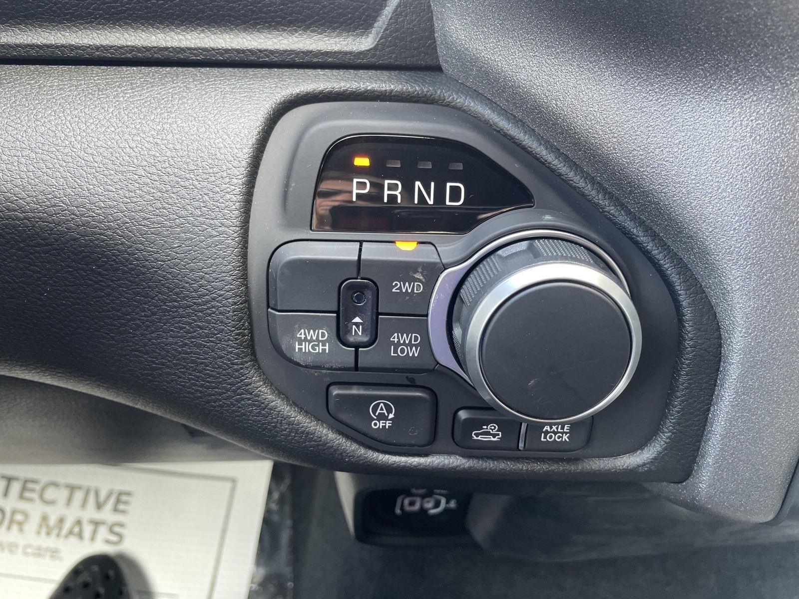 2026 RAM 1500 Warlock - Photo 17
