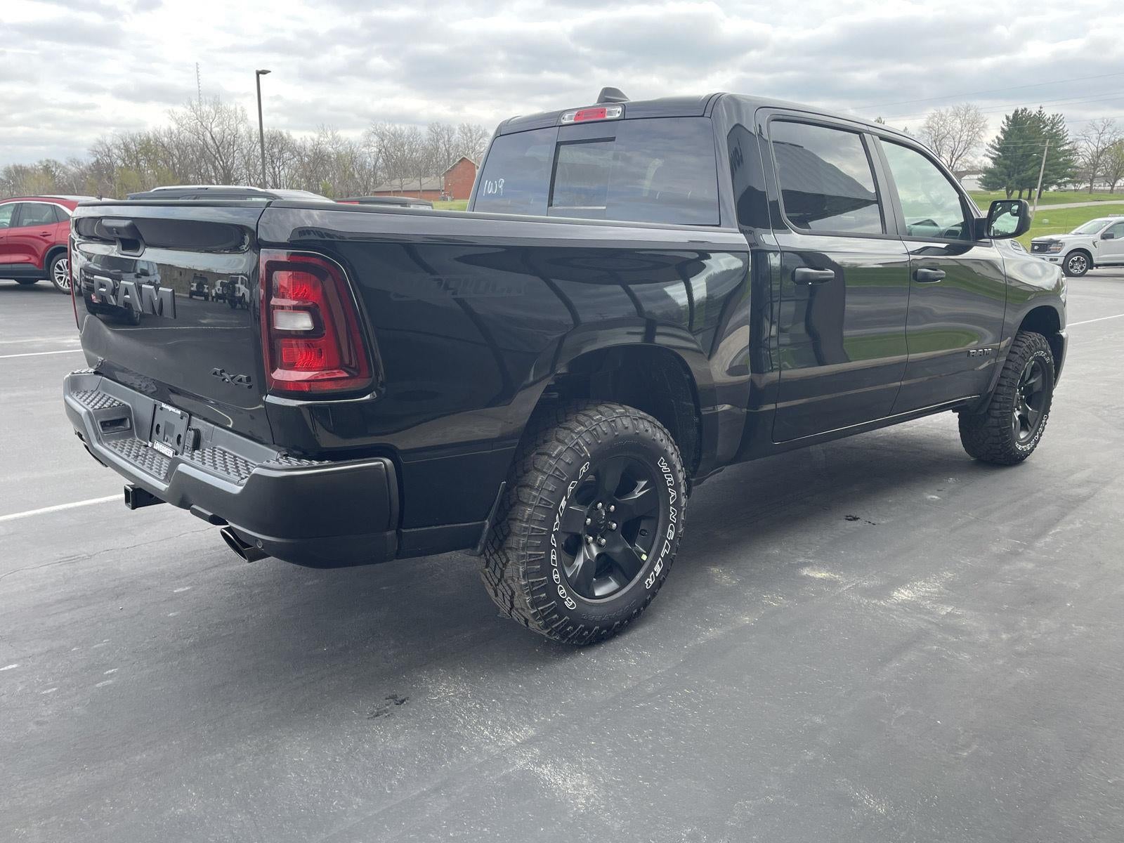 2026 RAM Ram 1500 RAM 1500 WARLOCK CREW CAB 4X4 5'7' BOX