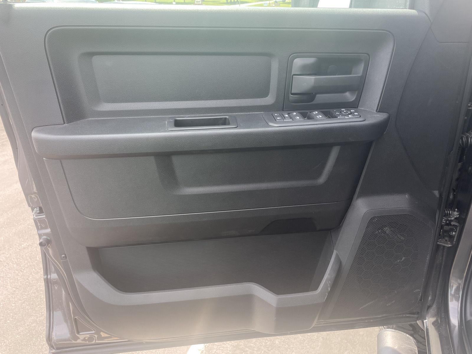 2026 RAM 2500 RAM 2500 WARLOCK CREW CAB 4X4 6'4' BOX