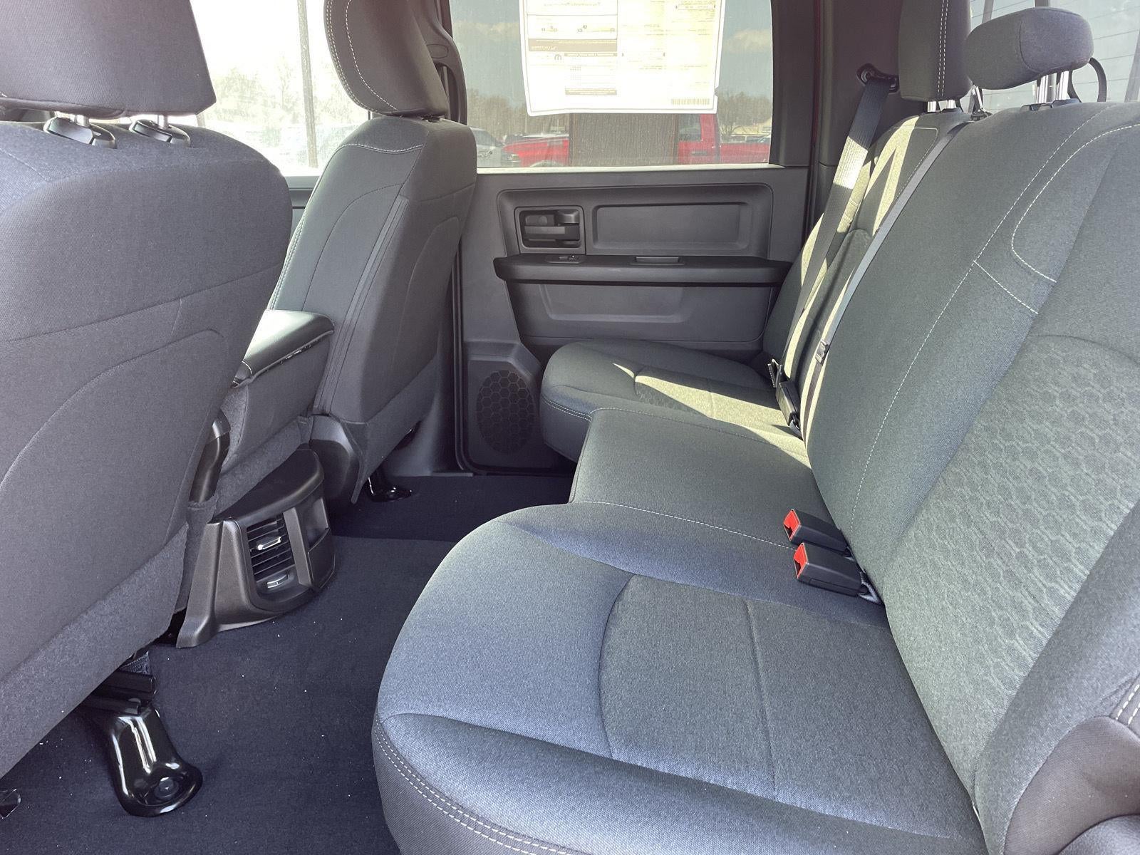 2026 RAM Ram 2500 RAM 2500 WARLOCK CREW CAB 4X4 6'4' BOX